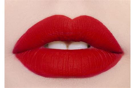 Matte Red Lipstick For Winter 750×490 Schminke Mit Roten Lippen Perfekte Rote Lippen