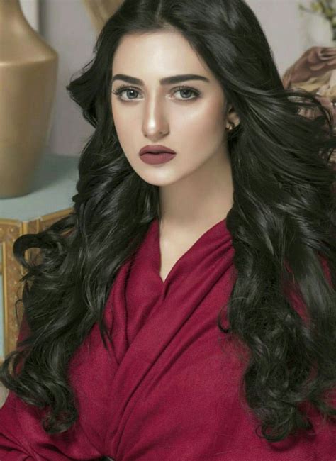 sarah khan pakistani actress hairstyle actress hairstyles beauty girl