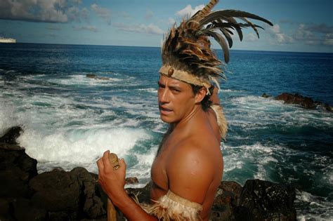Hotuiti Teao Drago Desde Rapa Nui Show Rapa Nui