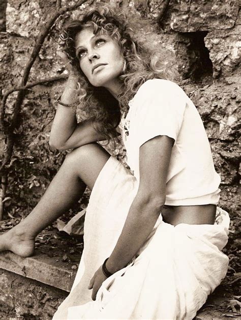 Julie christie, british film actress renowned for a wide range of roles in english and american films of the 1960s and julie christie , (born april 14, 1941, chukua, assam , india), british film actress. Leesh on Vintage: Inspirational Icon Monday: Julie Christie