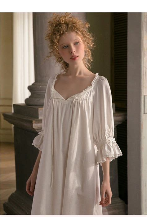 Romantic Sweet White Nightgown For Women France Vintage Etsy In 2020