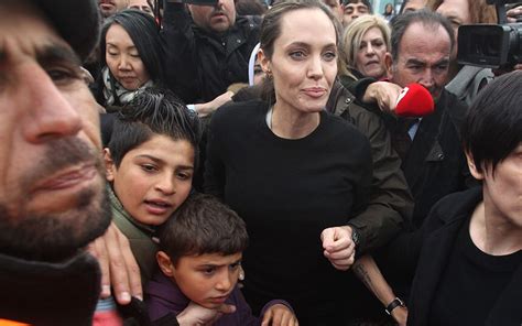 Video Angelina Jolie Mobbed As She Visits Greek Refugee Camp Telegraph