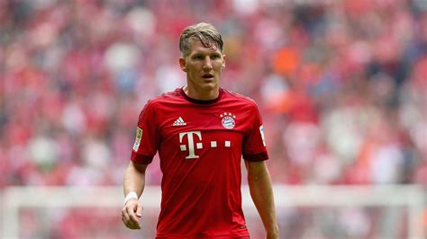 The latest tweets from @bschweinsteiger Bastian Schweinsteiger will not return to Bayern Munich ...