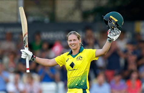 Australia Captain Meg Lanning Becomes The Fastest Cricketer To Reach 13 Odi Hundreds