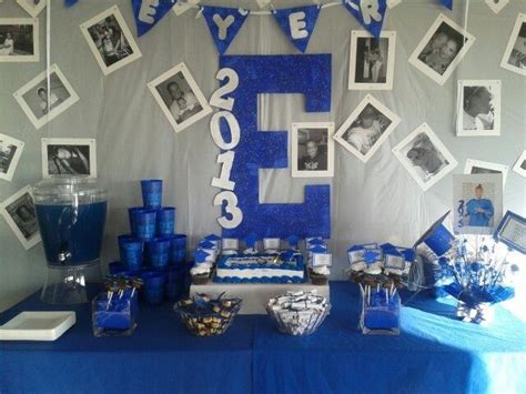 Good Idea To Draw Decorating Ideas Using The Blue And White School