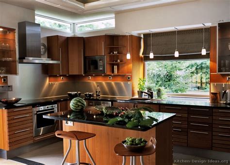 Pictures of Kitchens - Modern - Medium Wood Kitchen Cabinets