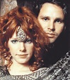 El trágico pacto de amor y muerte de Jim Morrison y su novia Pamela ...