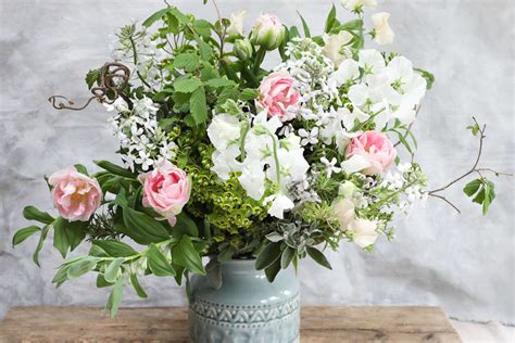 Birthday flowers for each month. Our Birthday Flower Bouquets - inspired by the flowers for ...