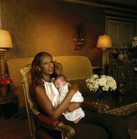 Iman Cradles Her Newborn Daughter Lexi New York City August 2000 Iman Bowie Iman And David
