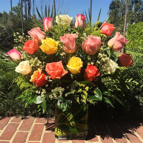 Heavenly Spring Rose Bouquet In Los Angeles Ca Westwood Flower Shop
