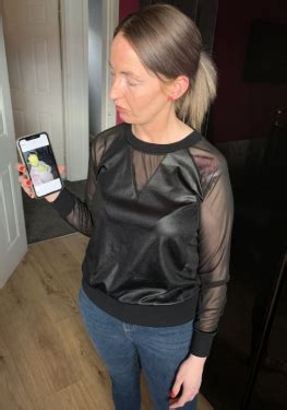 Mom Turns Green After Using Fake Tan On Her Skin Small Joys