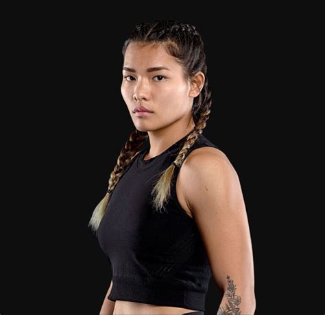 อาชา Knockout Queen โรกา One Championship บ้านแห่งศิลปะการต่อสู้