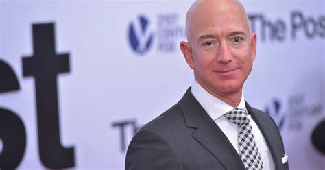 Jeff bezos net worth amazon ceo richest man world. Jeff Bezos posted the first online job listing for Amazon ...