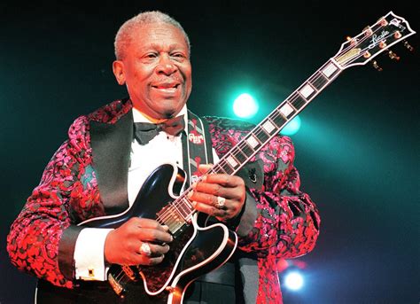 morre aos 89 anos o guitarrista e compositor b b king morre aos 89 anos o guitarrista e