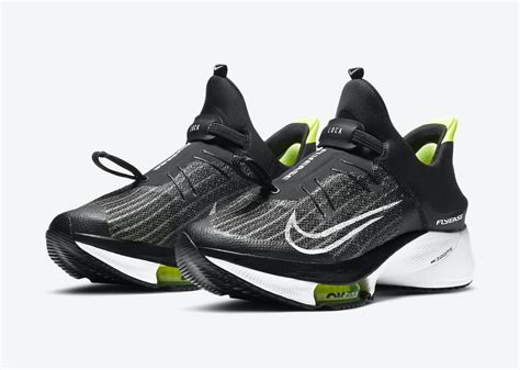 Designed to provide more protection and make running feel easy. Nike Air Zoom Tempo NEXT% FlyEase CV1889-001 Release Date ...