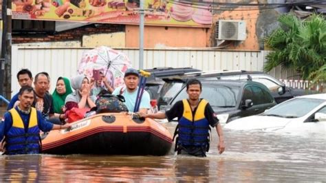 info banjir jakarta kelurahan terendam banjir di jakarta berita my xxx hot girl