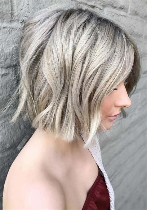 54 Best Short Blunt Bob Haircuts For 2018 Wavy Bob Hairstyles Messy