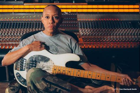 Under Pressure Gail Ann Dorsey On Playing Bass For David Bowie