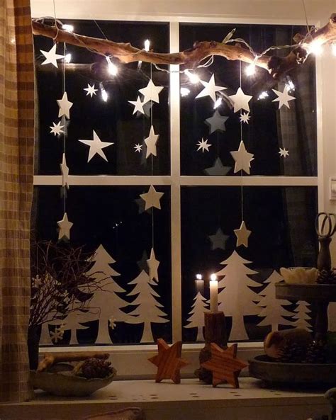 40 Easy Christmas Window Decoration Ideas For 2023