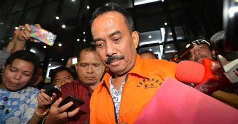 KPK Periksa Tiga Saksi Kasus Korupsi Pemkot Blitar