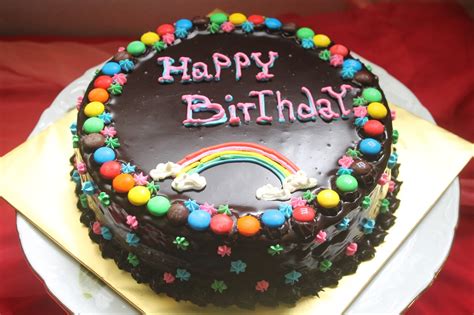 Resepi kek pisang jer pun kecuh! Qalesya Cake House: Kek Birthday