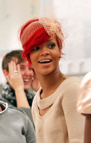 They look especially classy on ladies who want to sport long hairstyles as older women! Rihanna's chic, red hairstyle | Rihanna hairstyles, Hair ...