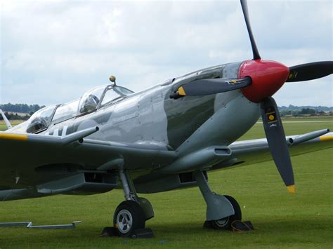 Classic Aviation Worldwide Battle Of Britain Airshow Duxford 2010