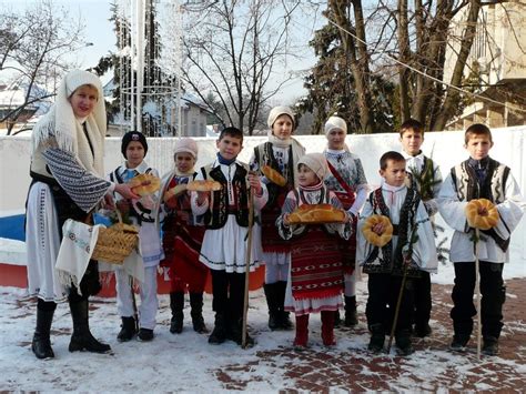 Tradiții De Iarnă în Zona Olteniei Gazeta De Sud