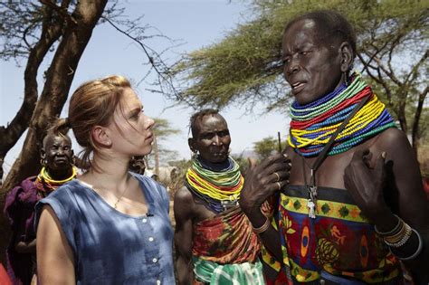 Scarlett Johansson Helps Fight Famine In East Africa Scarlett