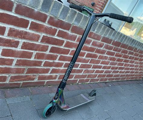 Blunt Envy Prodigy S8 Oil Slick Stunt Scooter Scooter Stand In Caerphilly Gumtree