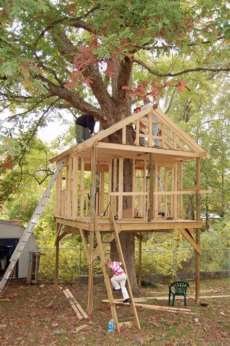how to build a treehouse diy millie diy