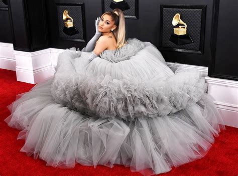 Shortly after she debuted her first ensemble, grande appeared to step out in a second look. Ariana Grande Stuns in Tulle on the 2020 Grammys Red ...