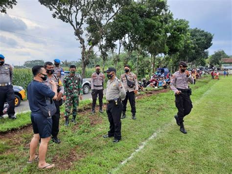 Halo temen temen ,,di vido pertama saya kali ini kami ingin berbagi tempat wisata baru di desa sumingkir ,kecamatan kutasari kabupaten . Curug Bandung Kutasari : Istimewanya 38 Tempat Wisata Di ...