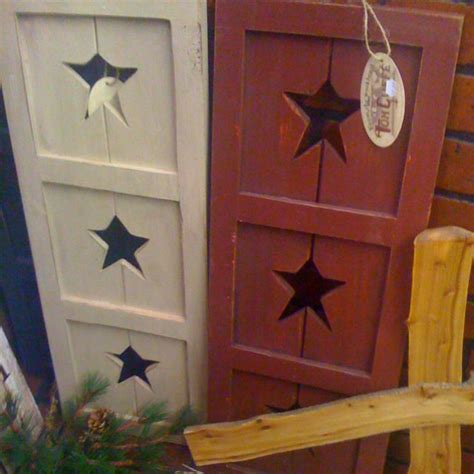 Great Idea For Old Shutters Old Shutters Old Doors Diy Projects