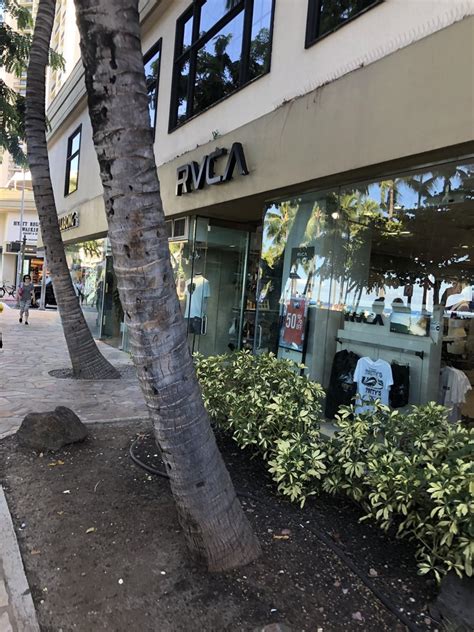 Rvca Updated April 2024 2424 Kalakaua Ave Honolulu Hawaii Men S Clothing Phone Number