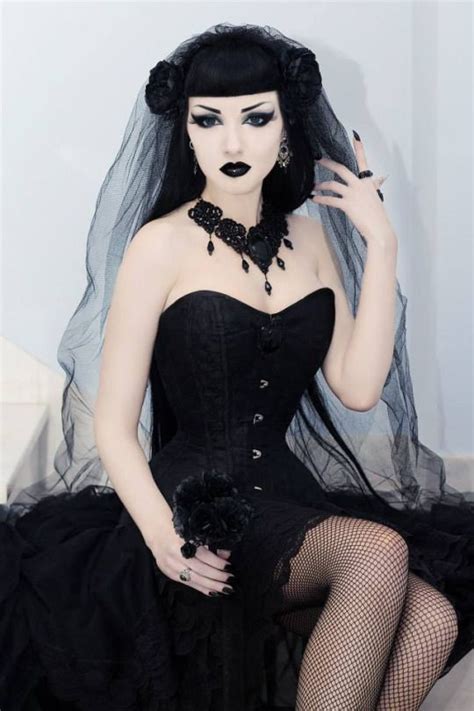Obsidian Kerttu Bridal Editorial With Villena Gothic And Amazing Goth Beauty Gothic