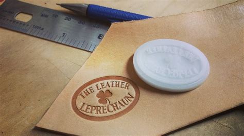 Diy Leather Stamp These Diy Leather Stamped And Painted Keychains Are