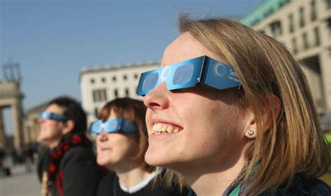 Nasa Warns Looking At Solar Eclipse With Glasses Bought Online Will