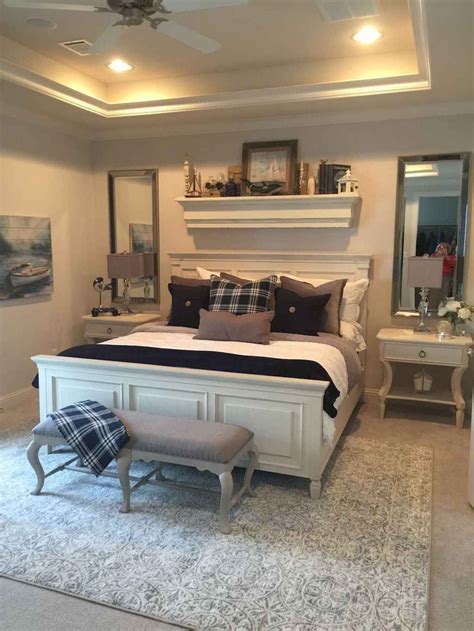 33 The Best White Master Bedroom Design And Decoration Ideas Homyhomee