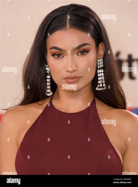 Kelly Gale Hi Res Stock Photography And Images Alamy