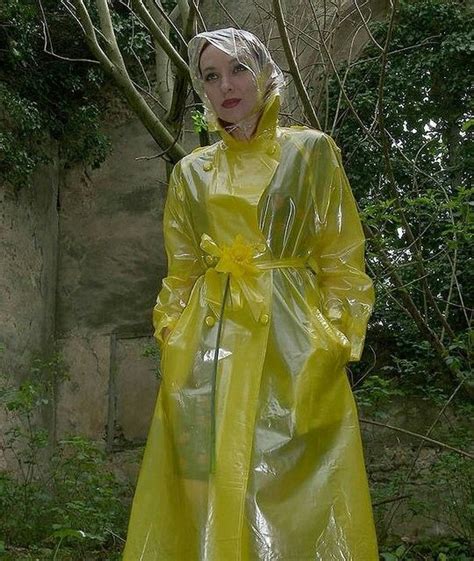 Pin By David Durrant On Rainbonnet Rainwear Girl Rain Fashion Raincoat