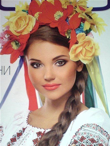 The Ukrainian Flower Crown Flower Crowns Known As A Vinok Are A Part Of The Traditional Folk