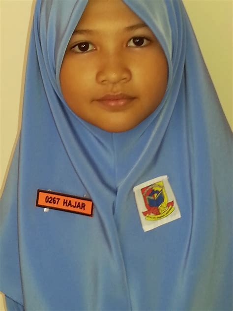 Pengetua smk penghulu saat iaitu en. SK Desa Pinggiran Putra: TATACARA MENJAHIT LENCANA SEKOLAH ...