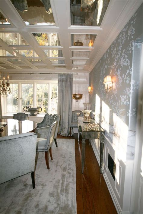 Omg The Mirrored Ceiling It S All In The Details Pinterest Ceilings Wallpaper And Ceiling