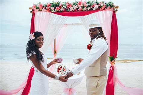Symbolic Wedding Ceremony In Dominican Republic Lamar And Precious