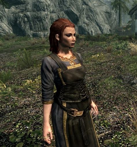 PSVAC Pregnancy Scalable Vanilla Armor And Clothing With TBBP Support