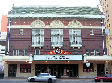 Find the movies showing at theaters near you and buy movie tickets at fandango. Paramount Theatre (Austin, Texas) - Wikipedia