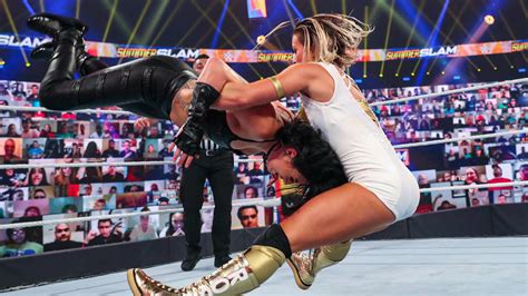 Mandy Rose Vs Sonya Deville Fotos Wwe