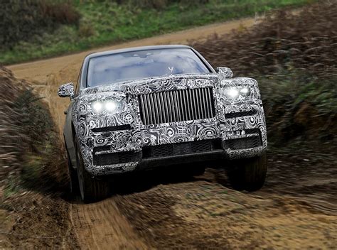 Rolls Royce Cullinan Review 2021 Parkers