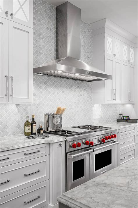 A colorful mosaic has the best of all worlds. 44+ ( Top ) Arabesque Tile - " Kitchen Backsplash " Design ...